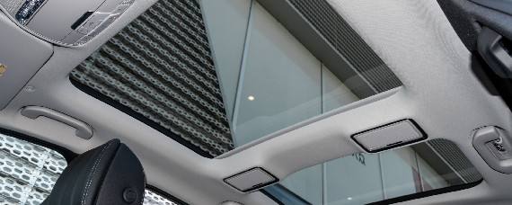 奔驰全景天窗是哪款? -有驾