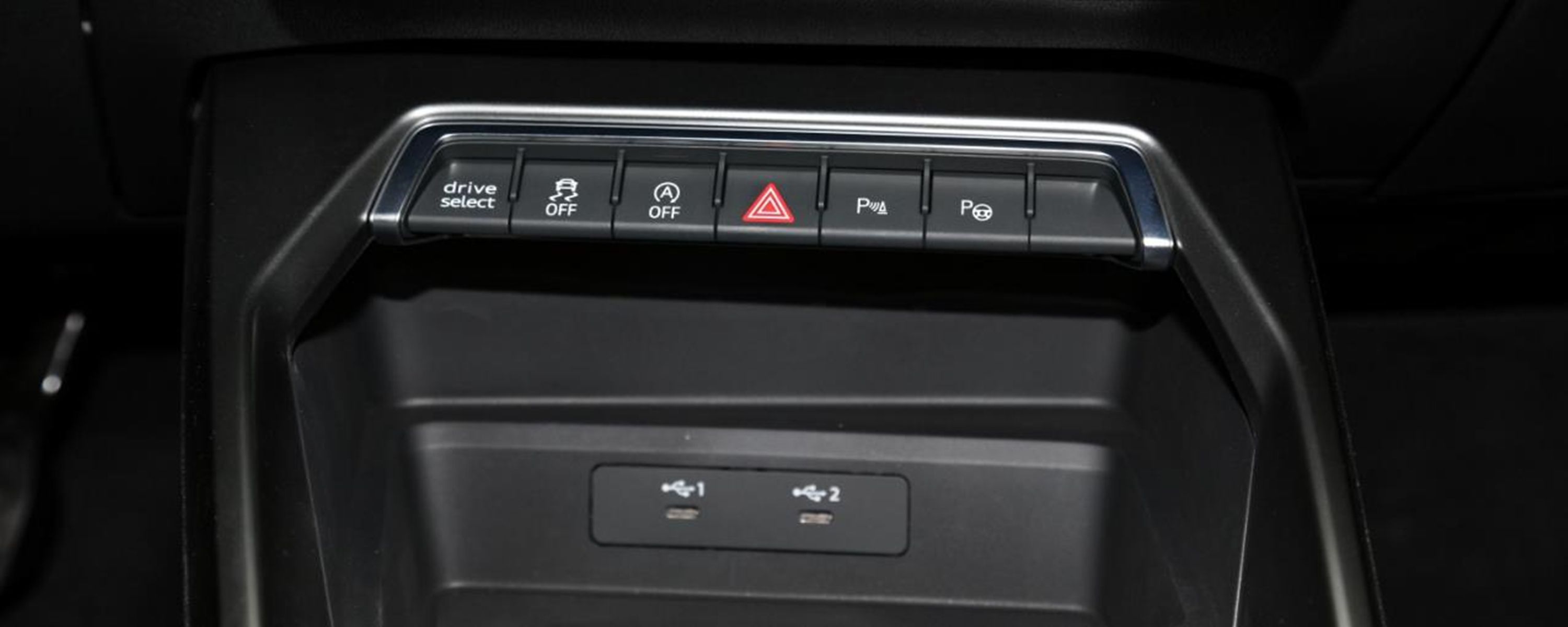 奥迪a3自动驻车怎么使用? -有驾