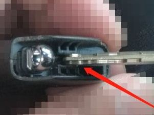 本田雅阁遥控钥匙怎么换电池?-有驾 本田雅阁遥控钥匙怎么换电池?-有驾