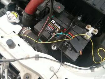 帕萨特电瓶怎么卸下来?-有驾 帕萨特电瓶怎么卸下来?-有驾