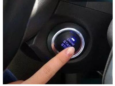 迈巴赫的后排电视怎么操作?-有驾 迈巴赫的后排电视怎么操作?-有驾