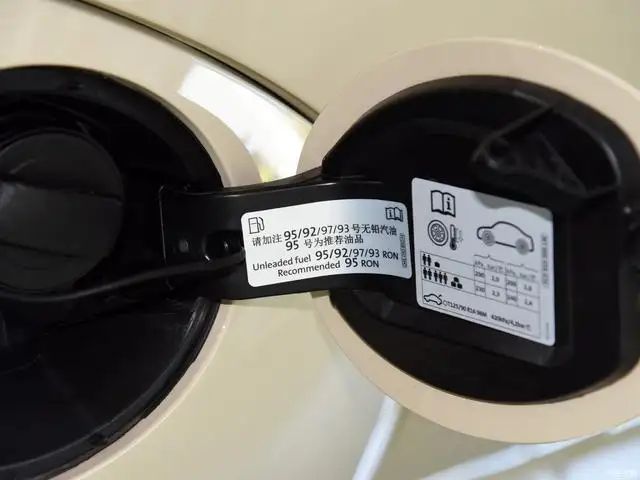 保时捷卡宴要加几号汽油？-有驾