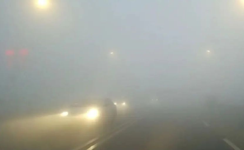 高速路上能见度不足200米,车速和车距要保持多少?-有驾 高速路上能见度不足200米,车速和车距要保持多少?-有驾