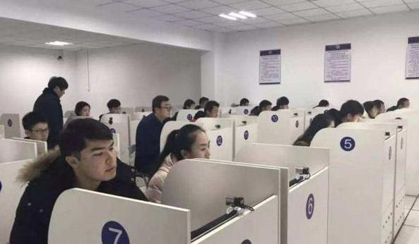 科目三考完后多久能考科目四?
-有驾 科目三考完后多久能考科目四?
-有驾