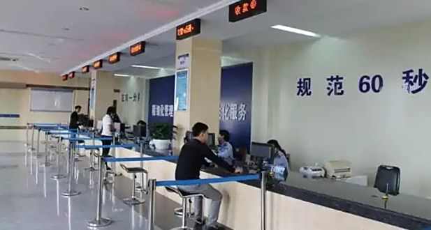 驾驶证期满换证照片要求是什么?-有驾 驾驶证期满换证照片要求是什么?-有驾