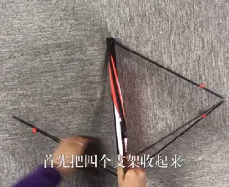 三角警示牌怎么收-有驾