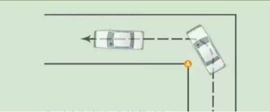 左直角转弯技巧看点位置-有驾