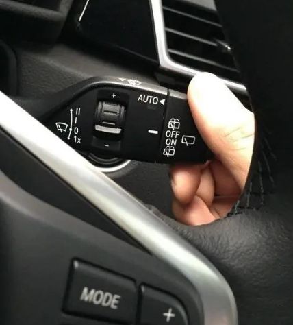 车上的auto是什么意思-有驾