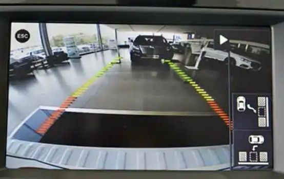 车子倒车影像无信号怎么回事-有驾