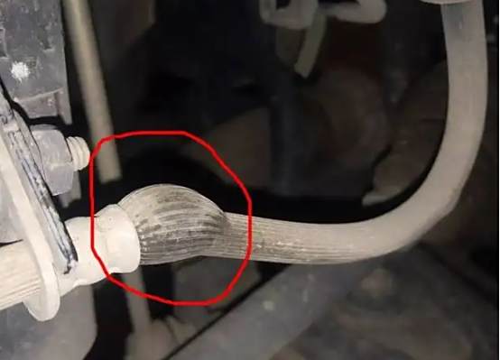 汽车起步刹车吱吱响是怎么的-有驾