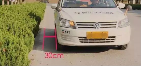 驾校科二倒车入库技巧和方法-有驾