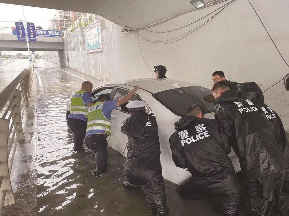 车子突然熄火了怎么办-有驾