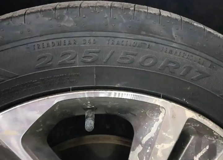 标致3008轮胎型号规格-有驾 标致3008轮胎型号规格-有驾