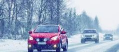 雪天在高速公路上驾驶时关于安全车距的说法正确的是什么-有驾 雪天在高速公路上驾驶时关于安全车距的说法正确的是什么-有驾