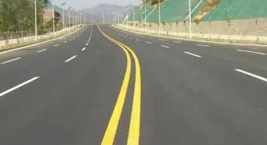 没有道路中心线的道路是什么意思-有驾