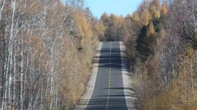 当你驾车在山区上陡坡路段行驶时应怎样安全驾驶-有驾