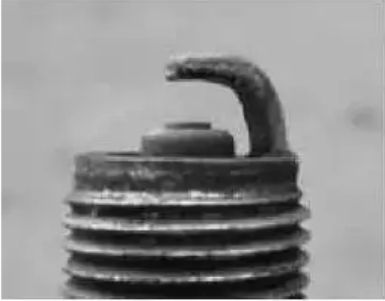 火花塞燃烧的8种状态-有驾 火花塞燃烧的8种状态-有驾