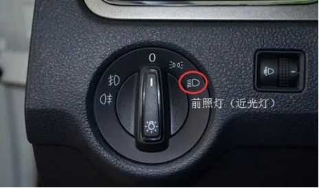雪天应该使用什么灯光?-有驾 雪天应该使用什么灯光?-有驾