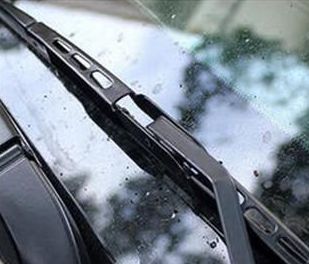 宝骏730 雨刮尺寸-有驾