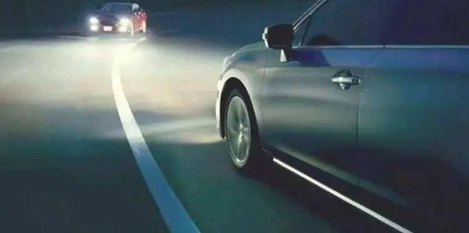 车上的side是什么意思-有驾