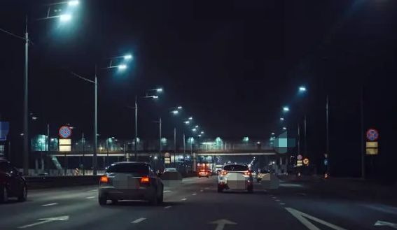 车上的side是什么意思-有驾