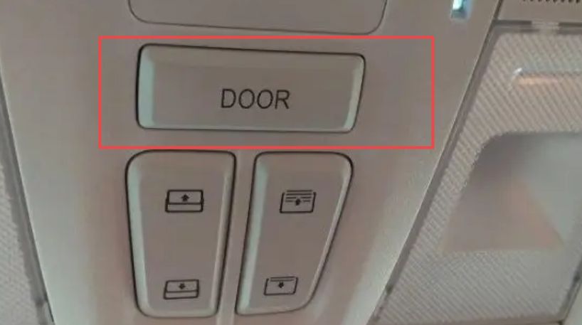 别克车内灯为什么一直亮-有驾