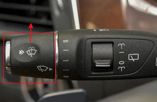 奔驰后雨刮器怎么开启-有驾