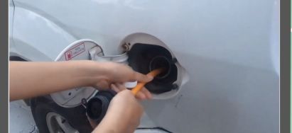 轿车怎样才能放出汽油来-有驾