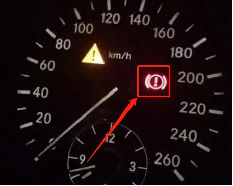汽车指示灯感叹号是什么意思-有驾