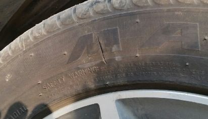 汽车轮胎要换一对吗-有驾 汽车轮胎要换一对吗-有驾