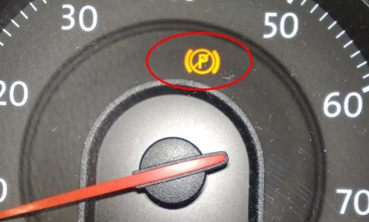 仪表盘p灯红-有驾 仪表盘p灯红-有驾
