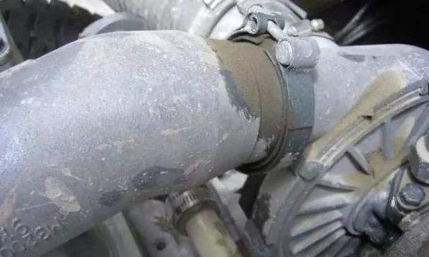 换了新增压器还串油怎么回事-有驾