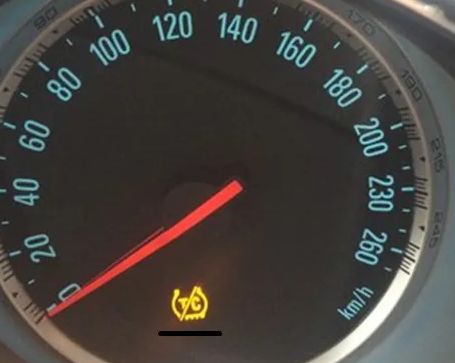 别克英朗tc斜杠黄灯亮是什么意思-有驾