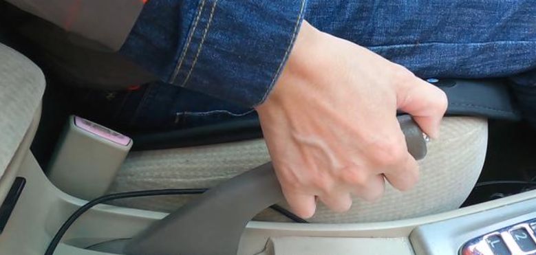 宝马x3驻车制动器失效怎么办-有驾