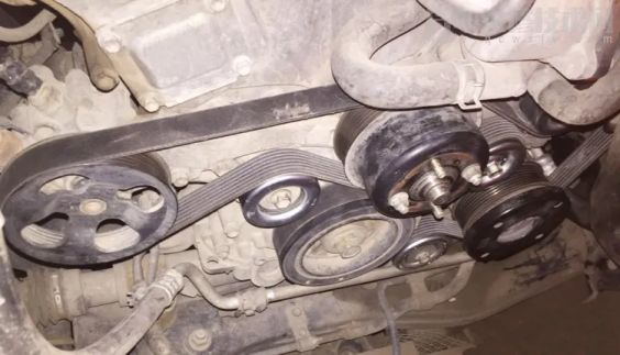 刹车时方向盘抖动是什么原因怎么解决-有驾