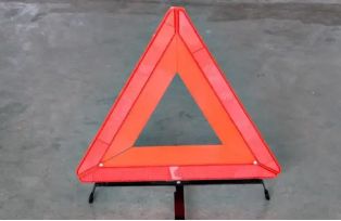 全款买车4s店需要给我什么东西-有驾