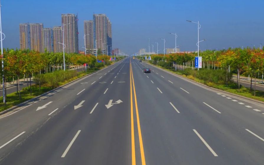 三幅路和四幅路的区别-有驾 三幅路和四幅路的区别-有驾