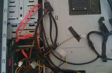 天窗遮阳帘卡住了收不回去怎么办-有驾 天窗遮阳帘卡住了收不回去怎么办-有驾