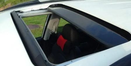 天窗遮阳帘卡住了收不回去怎么办-有驾 天窗遮阳帘卡住了收不回去怎么办-有驾