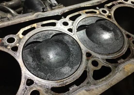 汽车排气管出大量白烟-有驾 汽车排气管出大量白烟-有驾