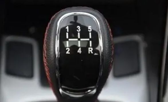 手动挡各档位对应速度-有驾