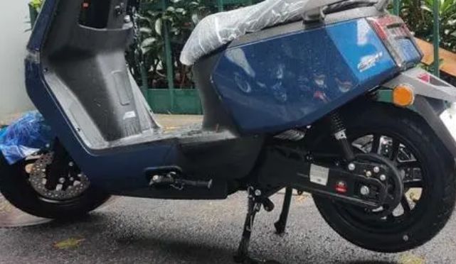 电动车龙头左右摇晃摆动怎么回事-有驾 电动车龙头左右摇晃摆动怎么回事-有驾