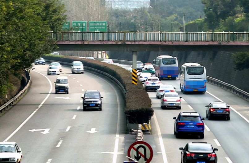 怎么知道有没有交警查车-有驾