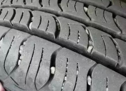 车子开起来滋滋滋的声音-有驾 车子开起来滋滋滋的声音-有驾
