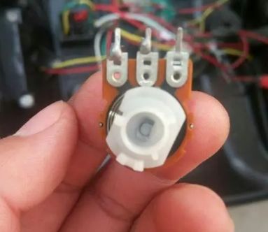 电动车一直叫不停是什么问题-有驾