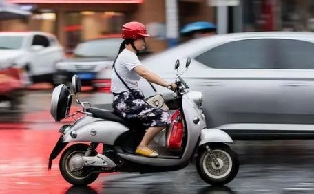 电动车一直叫不停是什么问题-有驾