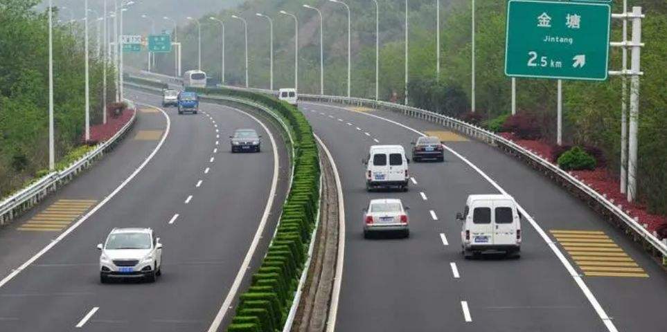 高速公路低于规定时速扣几分-有驾 高速公路低于规定时速扣几分-有驾