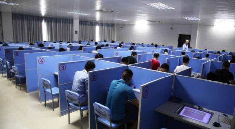 科目一考试可以周末考吗-有驾