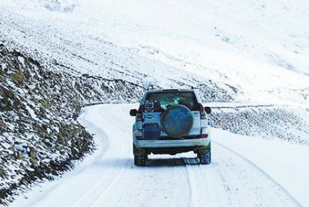 冰雪道路行驶最高时速不能超过多少-有驾