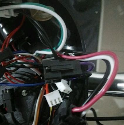 电动车突然显示器不亮不能骑怎么回事-有驾 电动车突然显示器不亮不能骑怎么回事-有驾